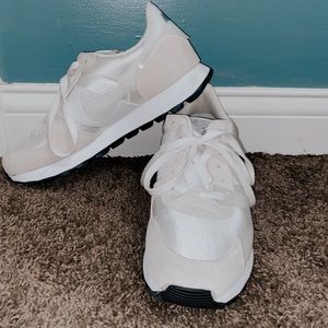 Women’s V-Love O.x Nike shoes